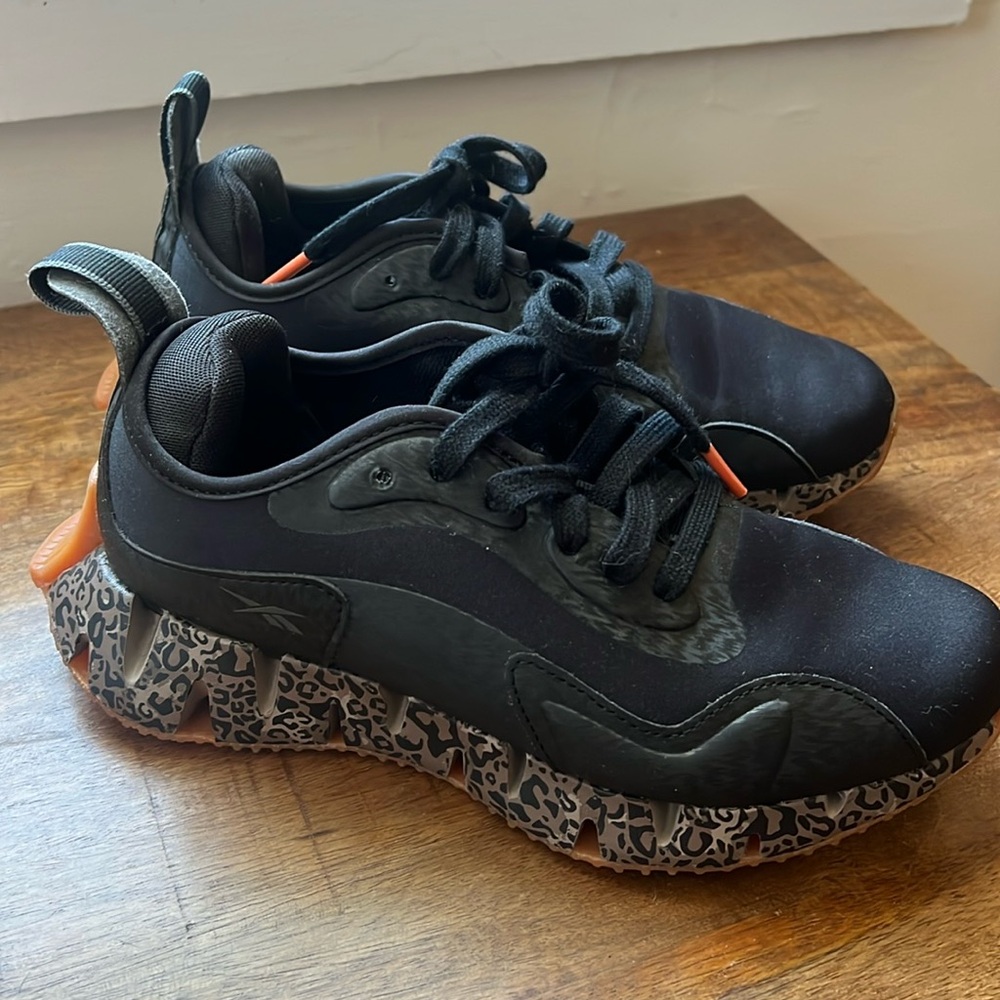 Women’s reebok sneakers